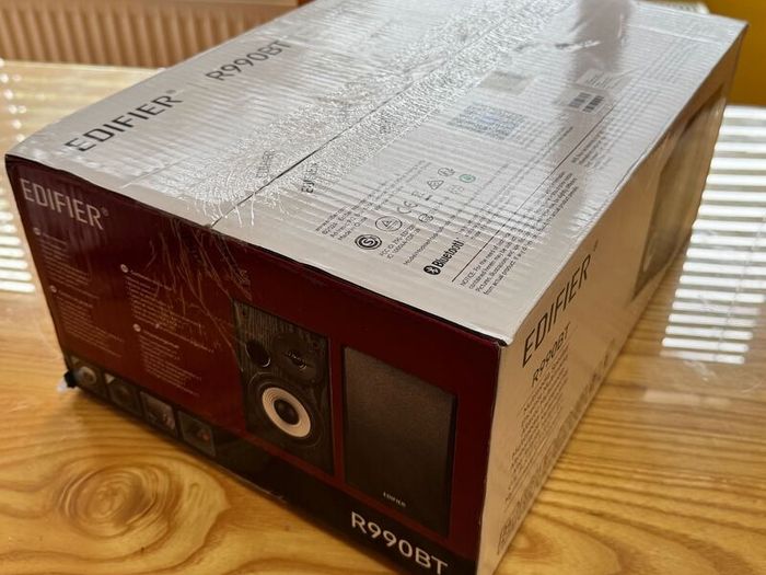 Edifier R990BT Speakers
