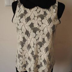 Cream lace blouse with black collar size UK10 EU38 Postage included