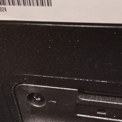 walker  40 inch smart tv