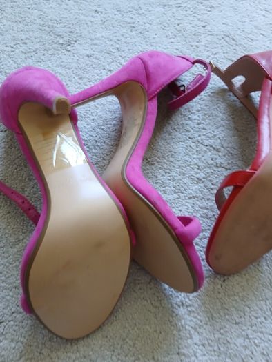Ladies heels bundle size 4
