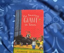 Yoto Cards The Smartest Giant in Town