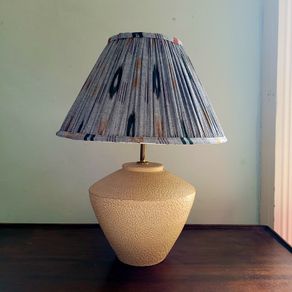 Mid-century ceramic lamp