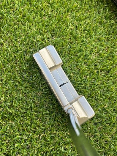 Scotty Cameron Select Newport Notchback