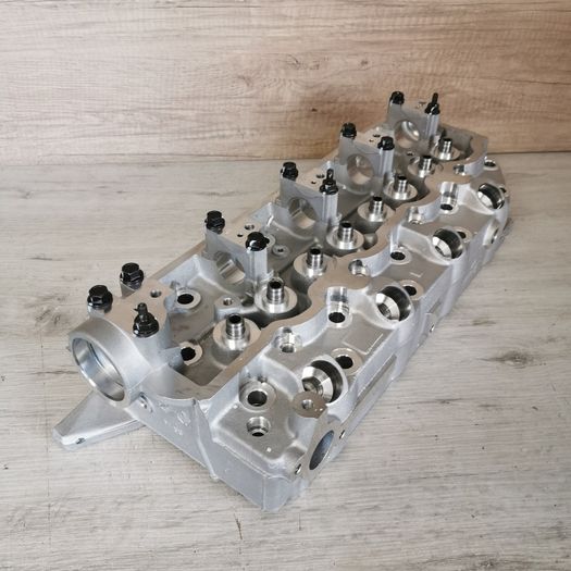 Mitsubishi L200 K74 Cylindar Head 2.5 D TD 4D56  ( 96-07 )