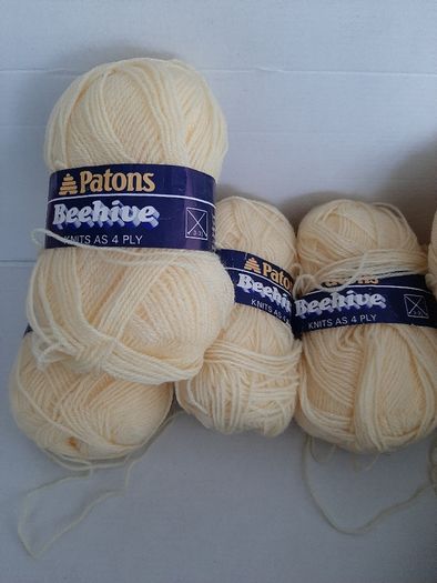 25%wool Lemon and Blue yarn knitting crochet crafts