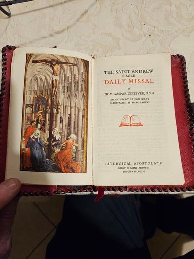 The Saint Andrew Simple Daily Missal. By Dom Gaspar Lefebvre O. S. B. 1959 Edition In Good Condition.  See Photos For Same.