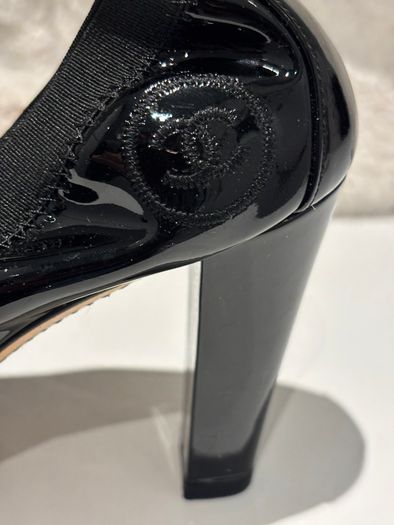 CHANEL Black Patent Pumps