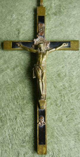 Antique 7"  Crosses - Crucifix