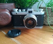 Zarya Cla'D Refurbished, USSR Russian 35mm Leica Copy film camera, 0076869