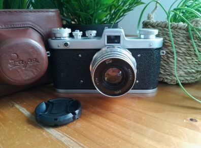 Zarya Cla'D Refurbished, USSR Russian 35mm Leica Copy film camera, 0076869