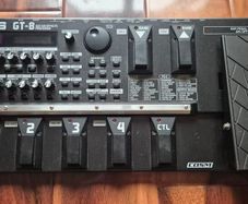 Boss GT 8 guitar multieffect processor