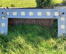 lintel bay window