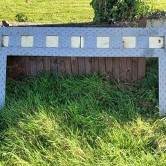 lintel bay window