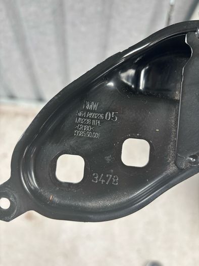 BMW G20 Connection,upper rear 51647499226