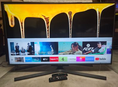 50" Samsung 4K Certified Ultra HD HDR Smart LED TV X 2 Remote