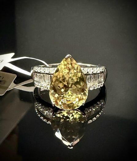 Diamond 950 Platinum AAA Turkizite & Diamond Statement Ring