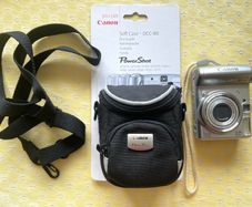 Canon PowerShot A570 IS with soft case