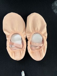 Ballet slippers - size 33
