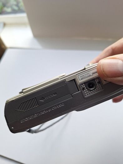 Olympus C-120 digital camera
