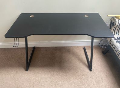 gaming desk