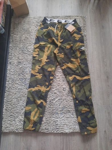 northface cargo bottoms