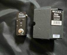 mooer ABY pedal