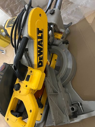 Mitre Saw DeWalt DWS780 (110v)