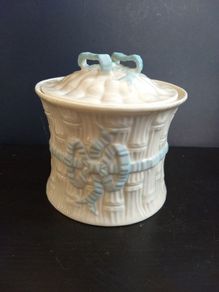 Fabulous Belleek Blue Ribbon Pattern Biscuit Barrell with the Gold Backstamp, 7th Mark - 1980-1993