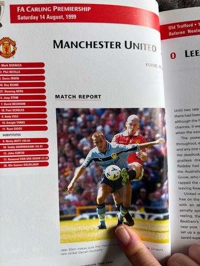Manchester United Official Yearbook 2000
