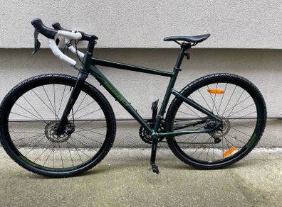 Gravel bike