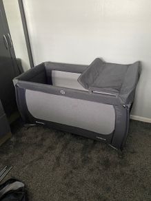 miniuno SleepEasy 3-in-1 Tavel Cot & changer