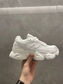 New Balance 9060 womens trainers UK4  EU37 Brand new