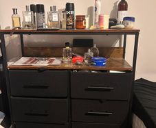 Chest of drawers