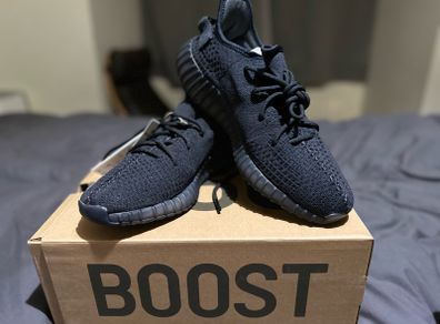 Yeezy Boost 350 V2