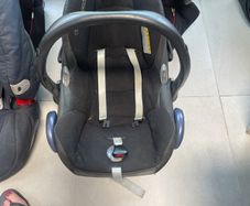 Maxi Cosi baby car seat used