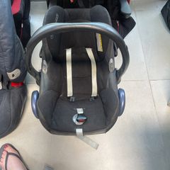 Maxi Cosi baby car seat used