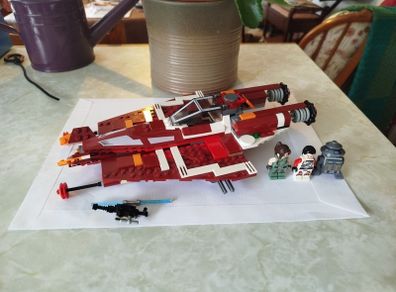 Lego Star Wars 9497 Republic Striker-class Starfighter