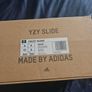 yzy adidas Image 3