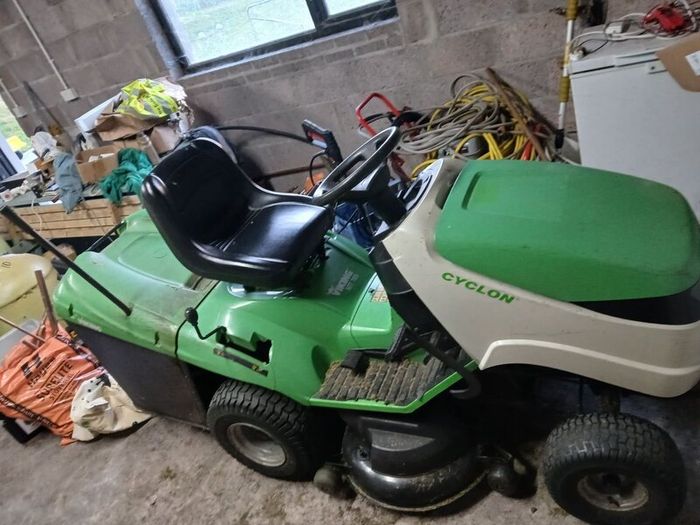Lawnmower