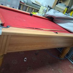 Pool table