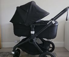 EXTREMELLY GOOD condition Bugaboo Fox 3 with Free car seat adapters