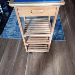 beech wood stand