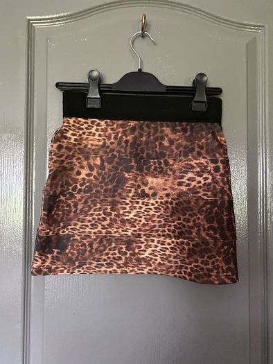 ladies skirt