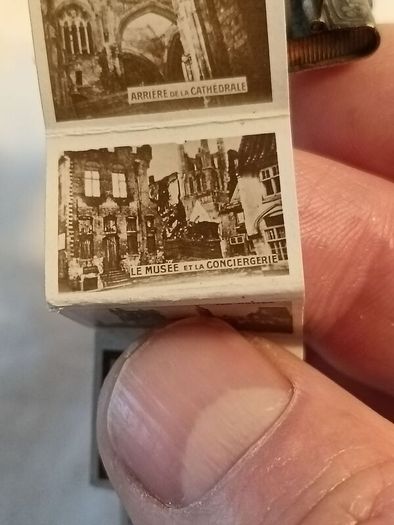 WW1 Photo Souvenir Pendant.