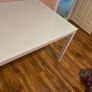 Glass top garden table. White Image 3