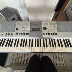 yamaha keyboard & stand