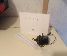Huawei B315s SIM card WiFi router - Eir