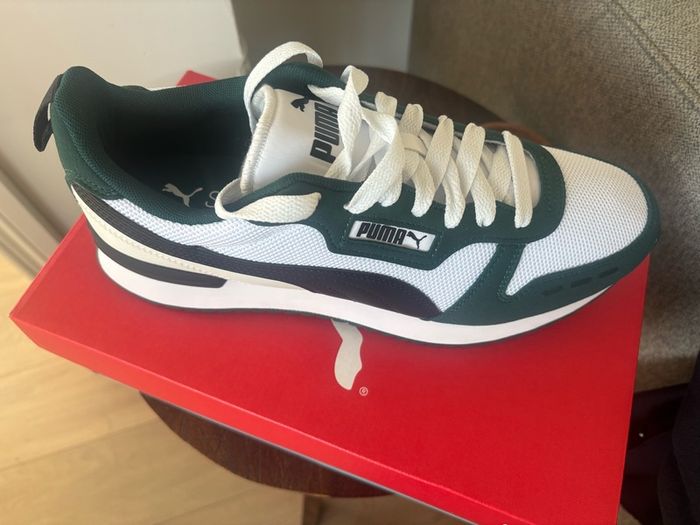 puma trainers  size 9.5 ( 44)