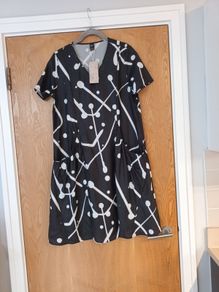 Emery Rose Dress.  S.- S- 10-12..B.N.W.T.