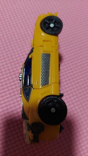 Transformer / toy / bumblebee
